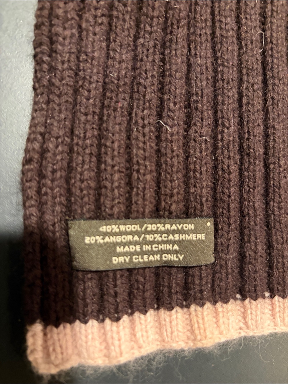 Coach scarf - Picture 3 of 3